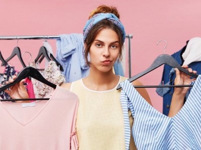 Porównanie markowych ubrań i ubrań z sieciówek: Co wybrać do swojej garderoby?