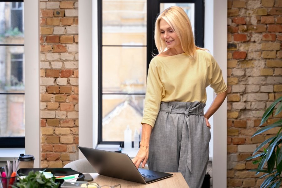 Widoczność firm w Łodzi – jak lokalny biznes odnajduje się w dynamicznie zmieniającym się mieście?