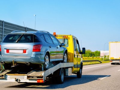 Pomoc drogowa 24/7 – nieocenione wsparcie na drodze w każdej sytuacji