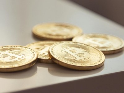 Japońskie formacje odwrócenia świec w handlu kryptowalutami