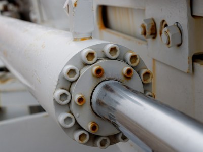Czym różni się dobra hurtownia hydrauliczna w Łodzi od przypadkowego sklepu?