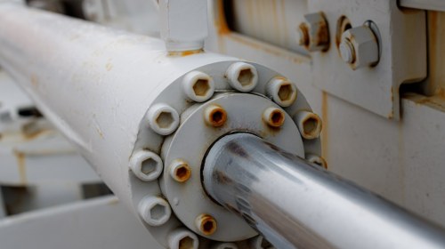 Czym różni się dobra hurtownia hydrauliczna w Łodzi od przypadkowego sklepu?
