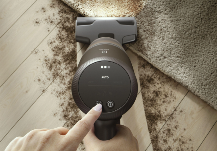 Electrolux Absolute Hygienic 800 – bezprzewodowy odkurzacz z aktywnym mopowaniem i higienicznym opróżnianiem pojemnika