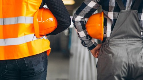 Odzież robocza - jak często przysługuje w pracy?