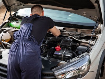 Gotówka od ręki za auto – jak to działa i czy warto?