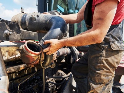 Najczęstsze problemy z olejem hydraulicznym i jak je rozwiązać