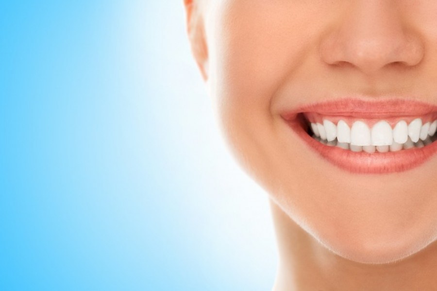 Preparaty do wybielania zębów – czy są potrzebne w Twoim gabinecie? Odpowiadamy