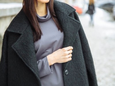 Poznaj tkaniny płaszczowe – idealne na jesień i nie tylko