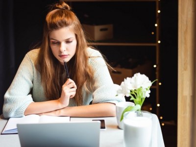 Filologia online – zalety nauki języka przez Internet