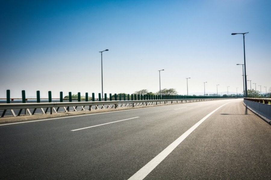 Lustro drogowe – niewielki przedmiot mający ogromny wpływ na bezpieczeństwo