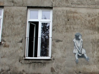mural - Dziewczynka z obozu cygańskiego - Piotr Saul i Damian Idzikowski, 2016