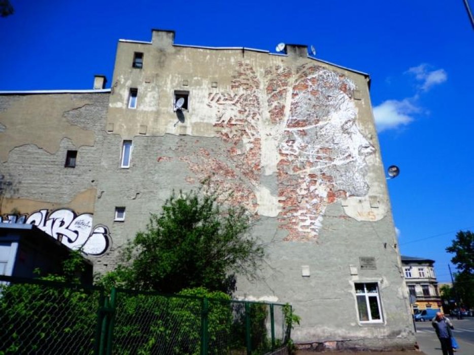 mural - VHILS (Portugalia)