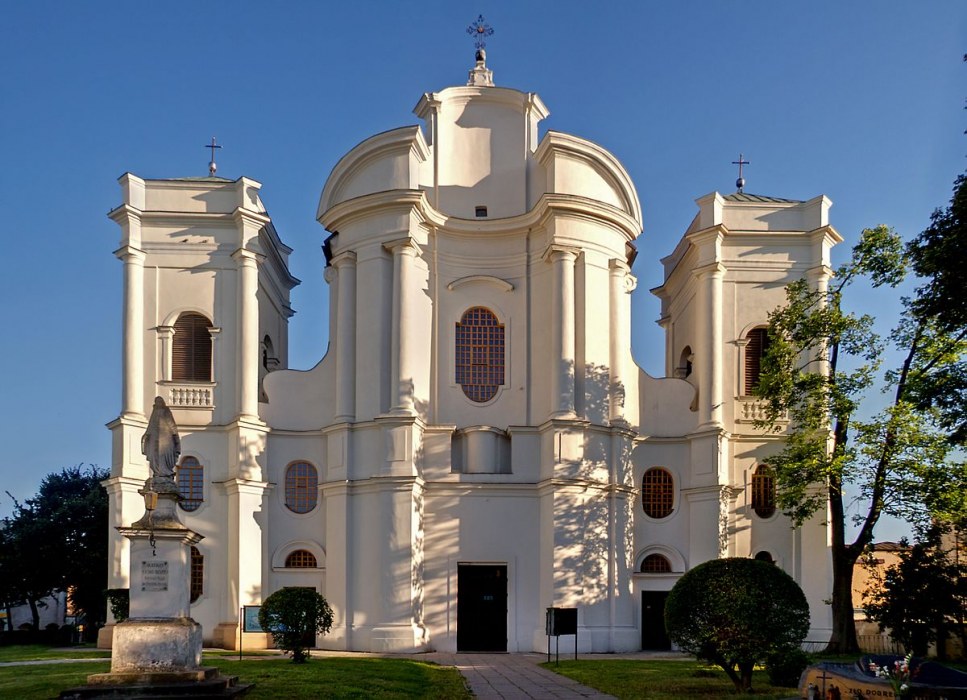 Kośćiół Rzymskokatolicki Ojców Pijarów