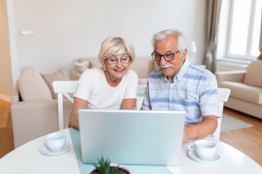 Seniorze, sprawdź jakie są korzyści odwróconej hipoteki