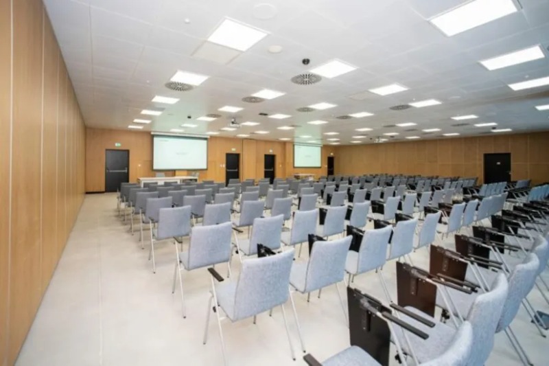 Planujesz firmowy event lub konferencje? Łódź to idealny wybór.