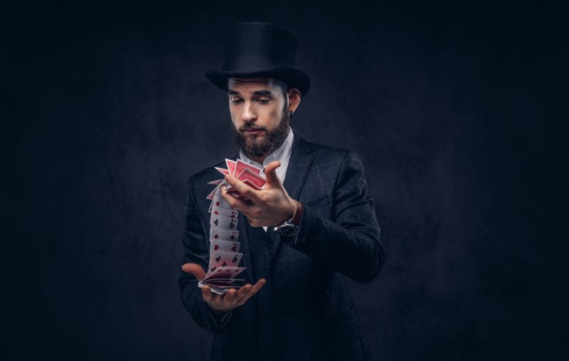 Magiczne show z Konradem Mościńskim – Pokazy-iluzji.pl
