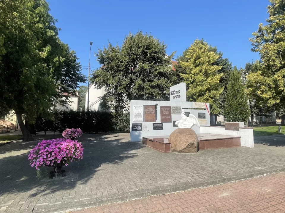 Pomnik Bohaterów Bitwy nad Bzurą