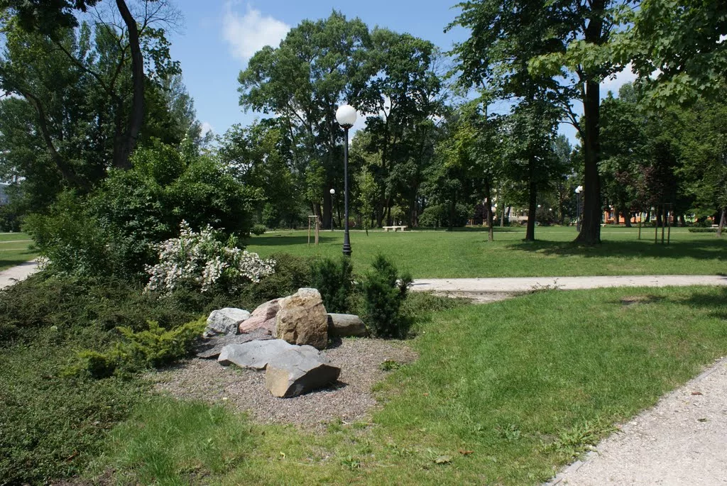 Park przy Dworku Olszewskich
