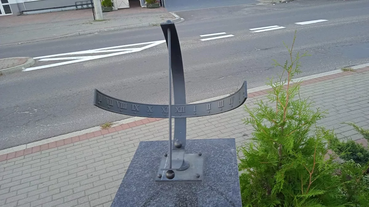 Zegar Szczęścia - zegar słoneczny.