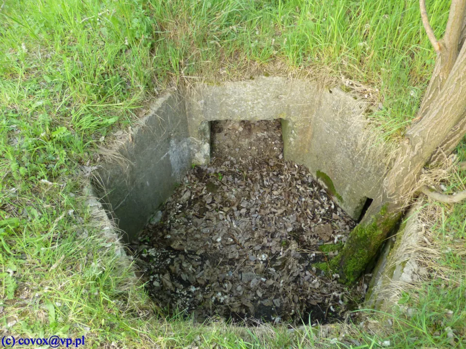 Podstawa radaru FuMG-65 Würzburg-Riese 1 (Perlhuhn)