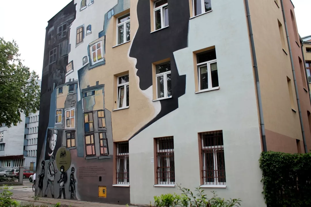 Mural ku czci Haliny Szwarc