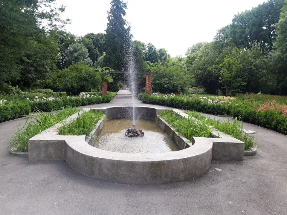 Park im. ks. Józefa Poniatowskiego
