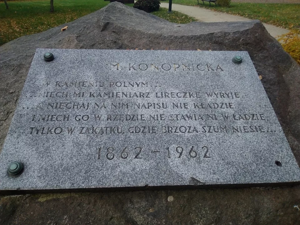 Pomnik Marii Konopnickiej