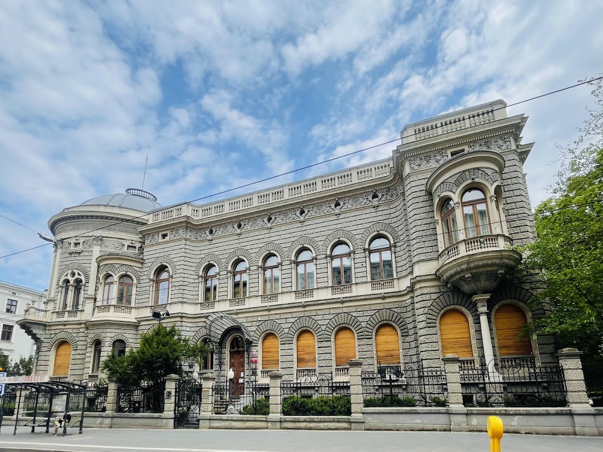 Pałac Karola Poznańskiego / Akademia Muzyczna im. Grażyny i Kiejstuta Bacewiczów