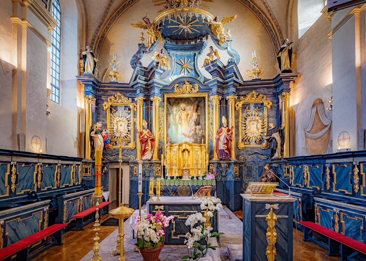 Kościół Akademicki Panien Dominikanek pw. Matki Bożej Śnieżnej"