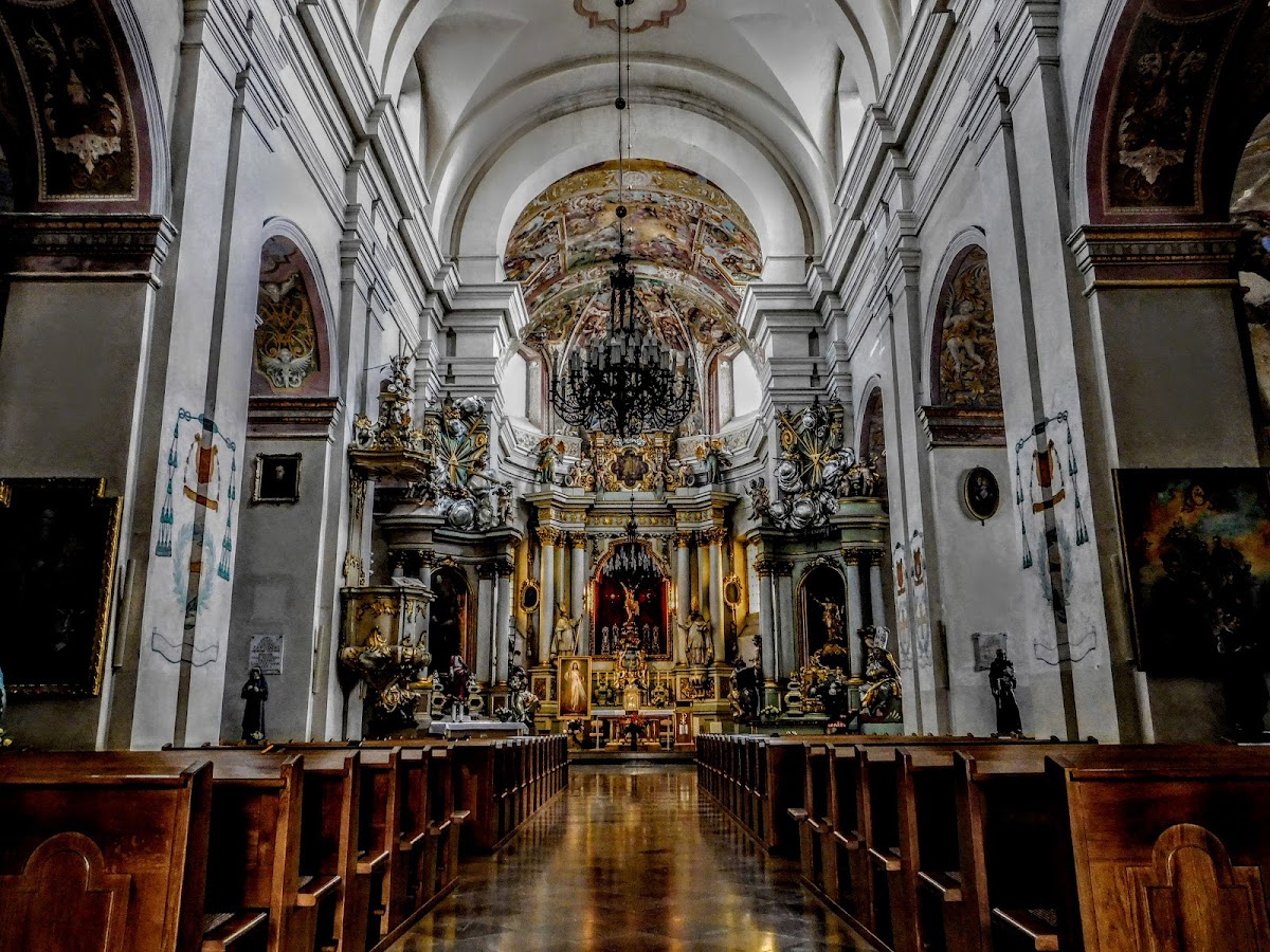 Kośćiół Rzymskokatolicki Ojców Pijarów