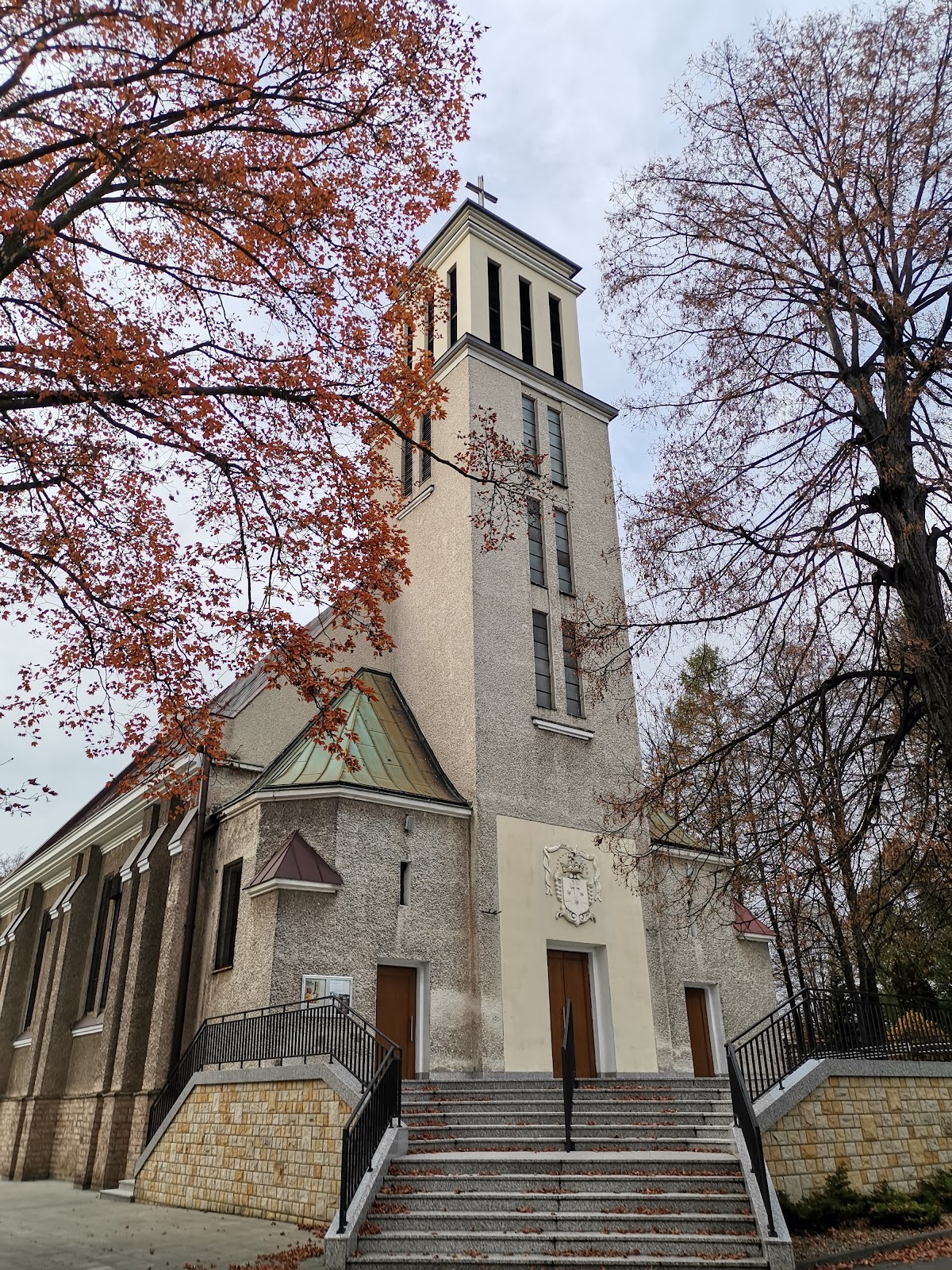 Kościół pw. Opieki św. Józefa i Matki Boskiej z Góry Karmel