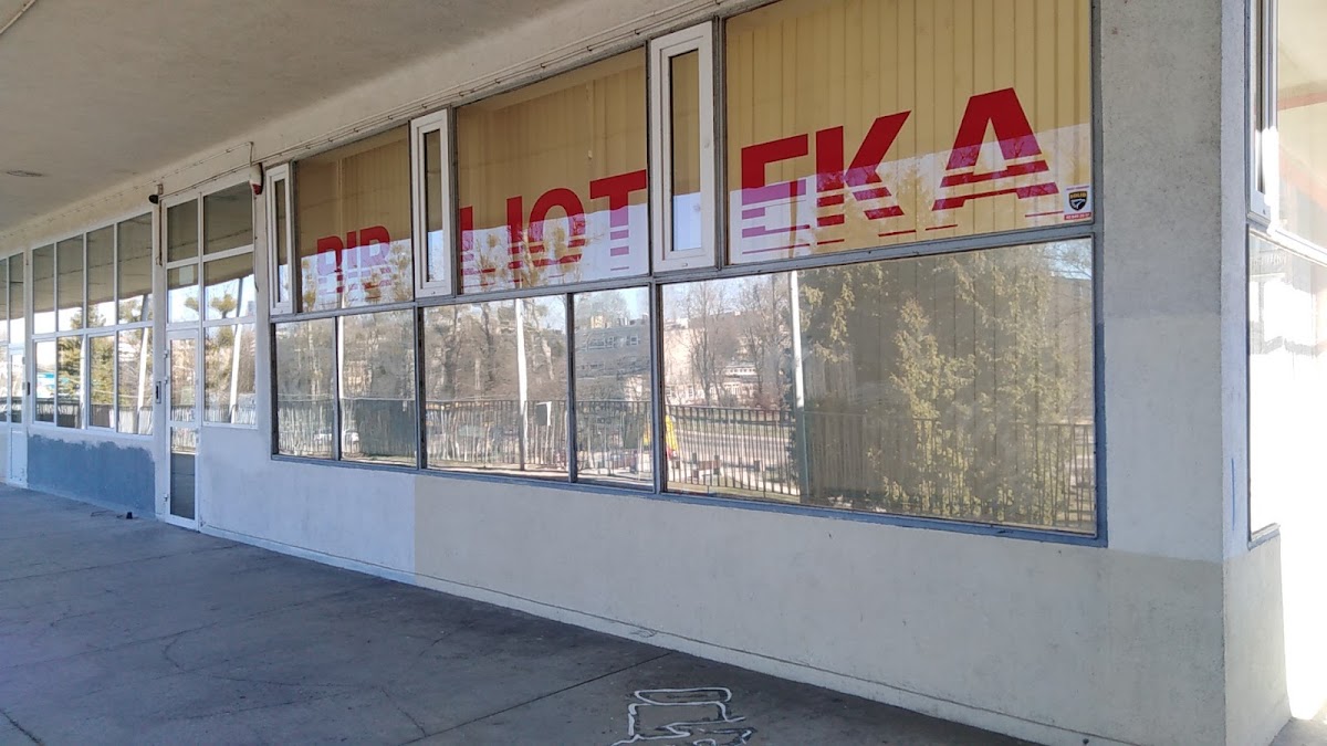 Miejska Biblioteka Publiczna Łódź-Górna – filia nr 13