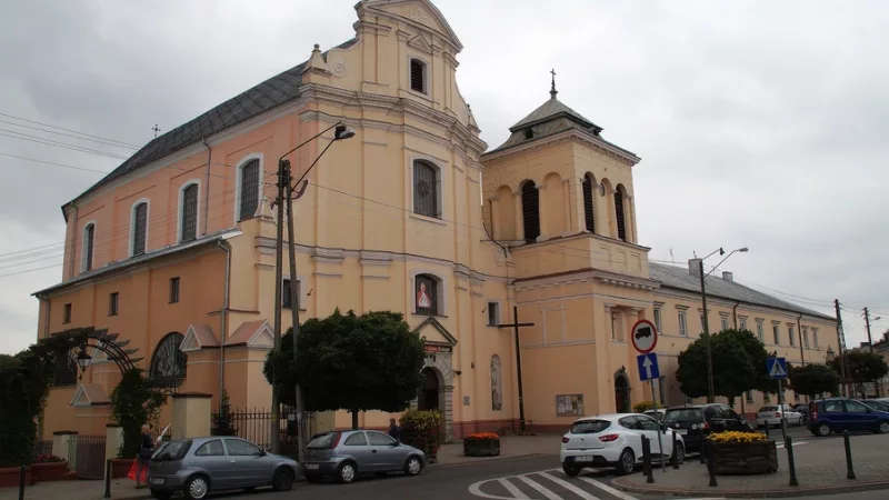 Kościół p.w. Niepokalanego Poczęcia NMP z kolegium OO. Jezuitów