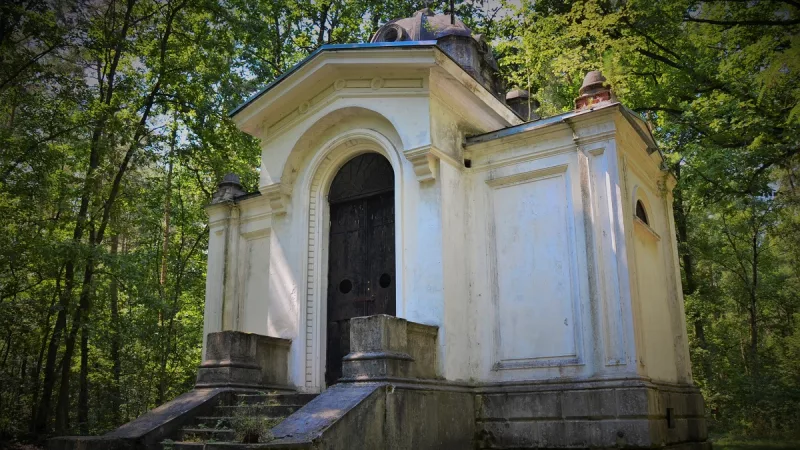 Cerkiew Mauzoleum Hrabiego Tolla
