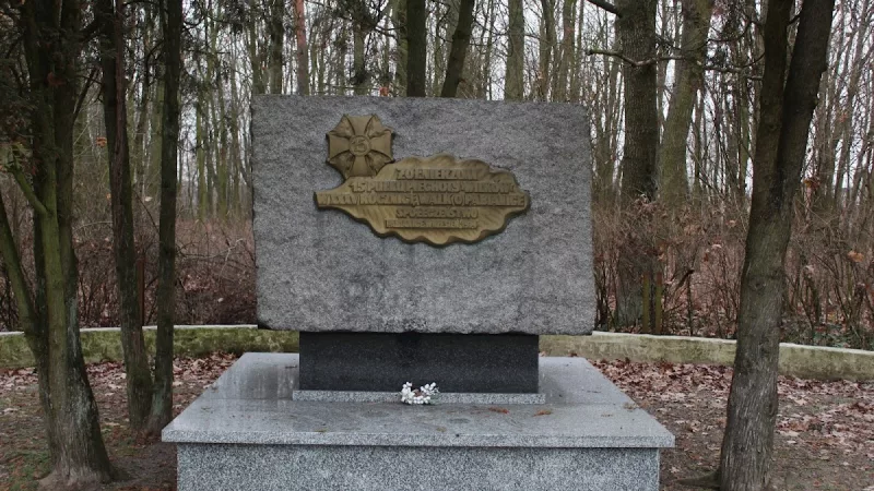 Pomnik Żołnierzom 15 Pułku Piechoty Wilków