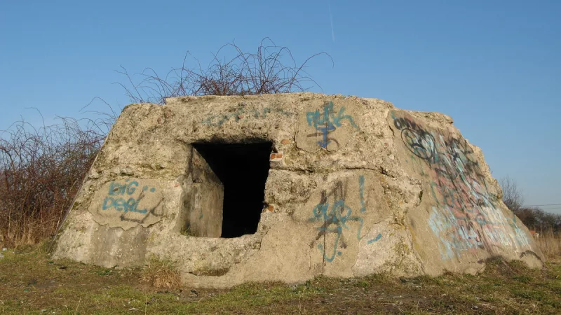 Podstawa radaru FuMG-65 Würzburg-Riese 1 (Lahnburg)