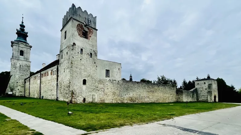 Baszta Attykowa