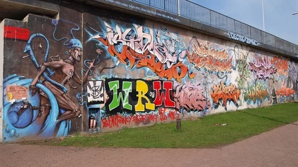 mural - różni artyści