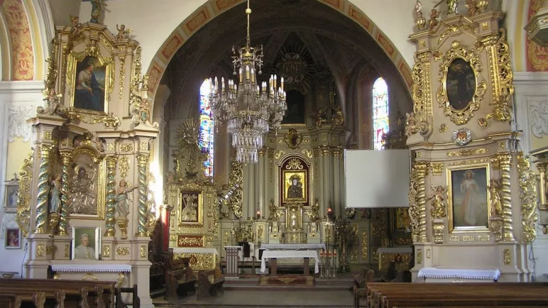 Parafia Wszystkich Świętych w Sieradzu