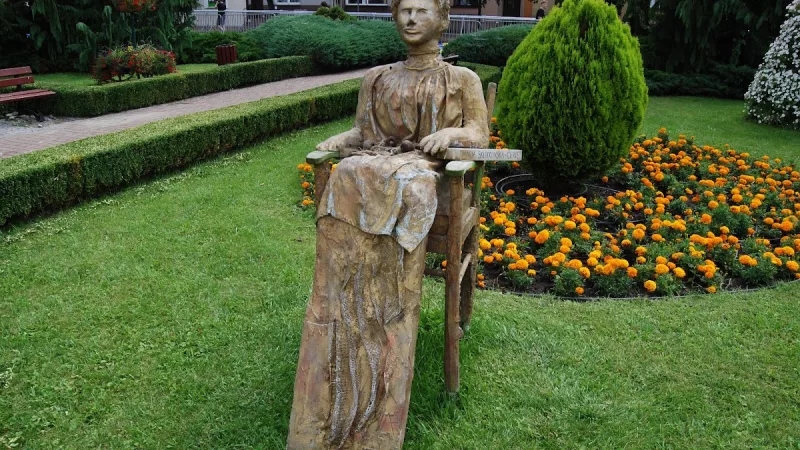 Pomnik Marii Skłodowskiej-Curie
