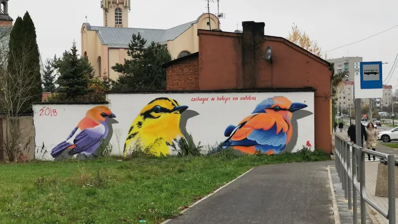 Mural "Czekając w kolejce na autobus"