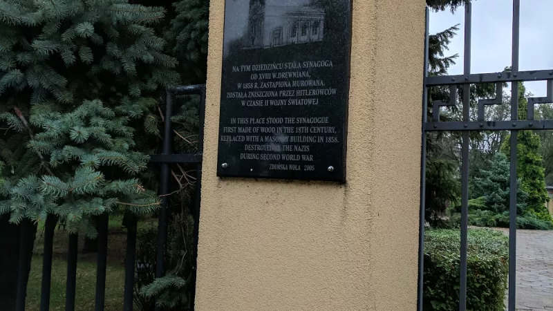 Miejsce dawnej synagogi w Zduńskiej Woli