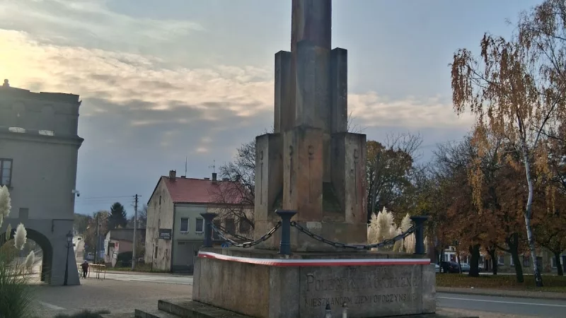 Pomnik Nieznanego Żołnierza w Opocznie