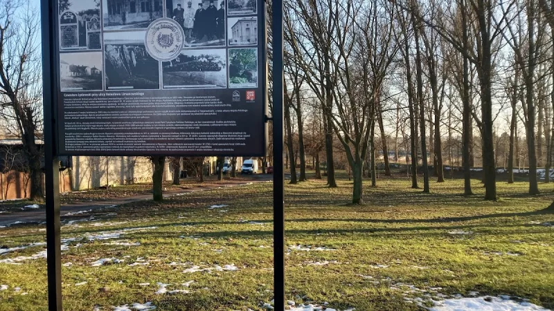 "Park Tysiąclecia" (dawny cmentarz żydowski) w Opocznie