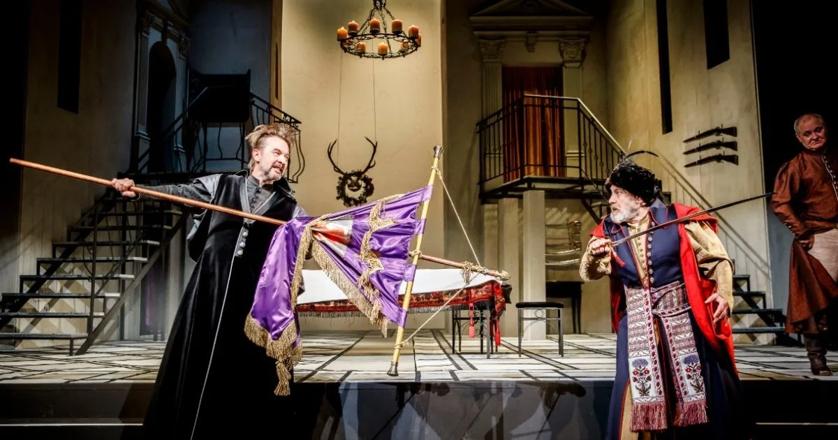 Performance „Zemsta” w Teatrze Jaracza