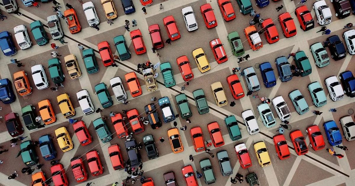 Parada Maluchów w Manufakturze