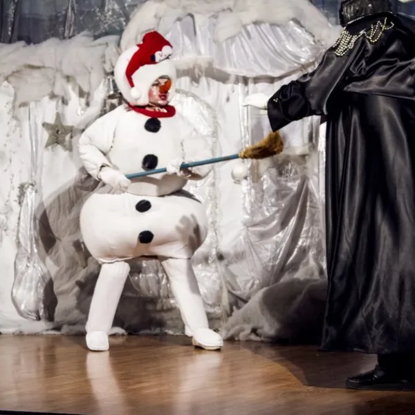 "Snowman Land" at Teatr Piccolo